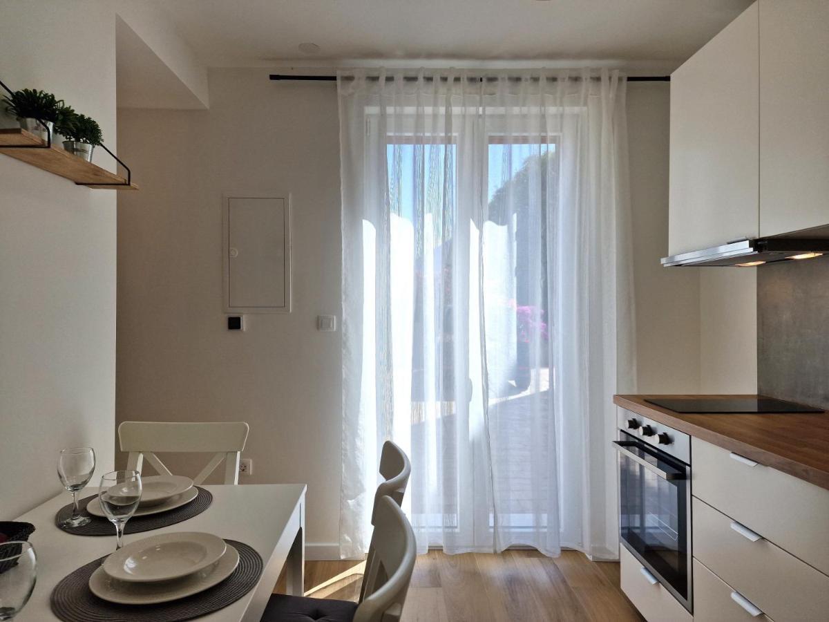 Apartments Miamare Primošten Extérieur photo
