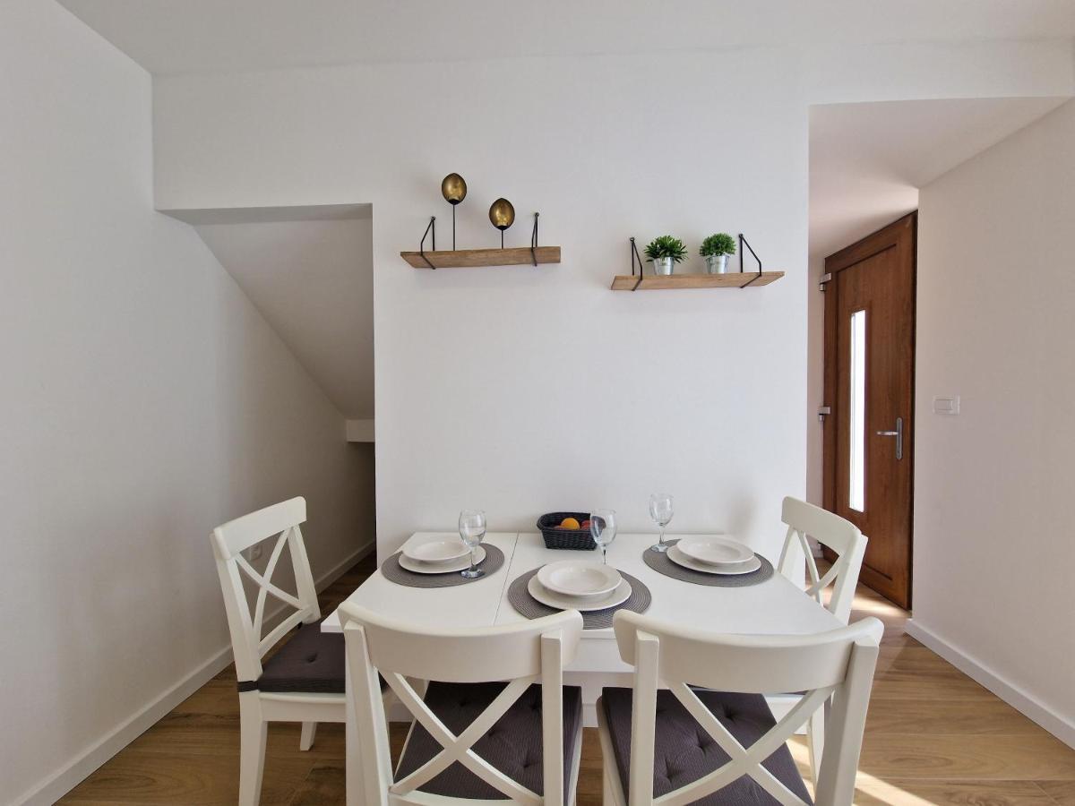Apartments Miamare Primošten Extérieur photo