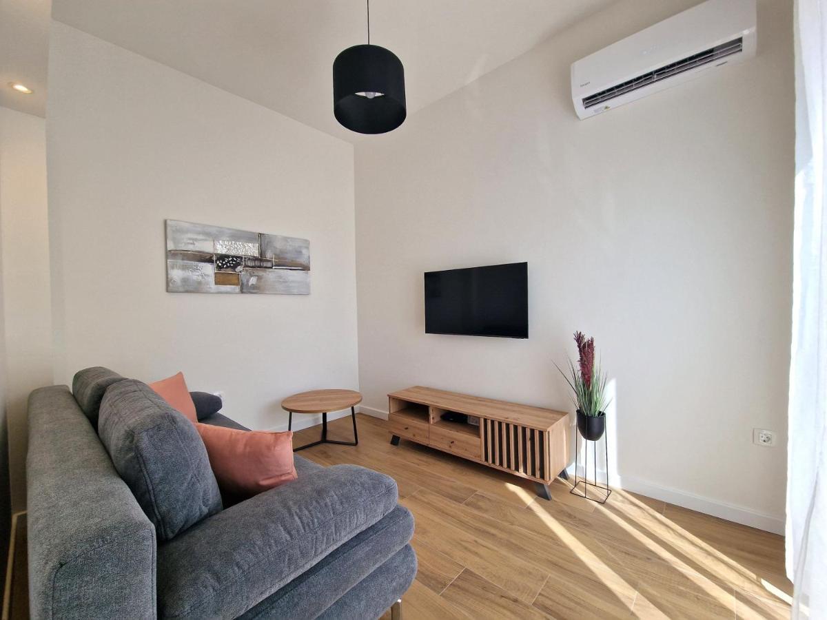 Apartments Miamare Primošten Extérieur photo
